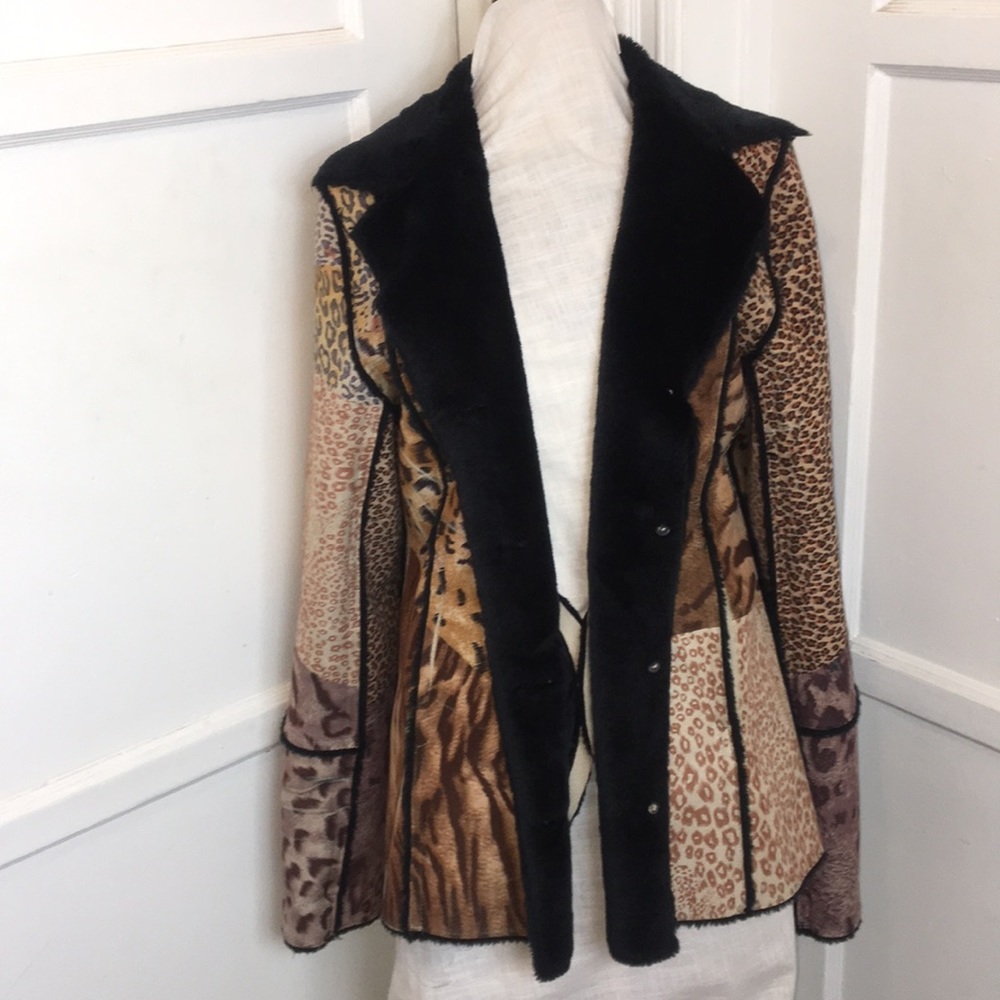 Mesmerized coat size L. Super warm and fashionable